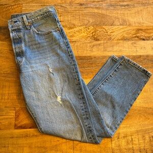 Lightly Distressed Levi Straight Leg Jeans
